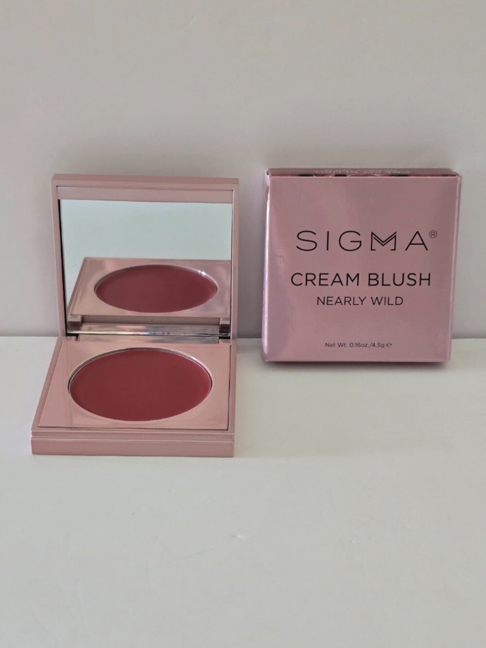 Sigma Beauty Cream Blush in Nearly Wild  (Pomegranate Pink)